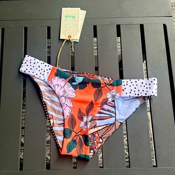 (SET) Maaji Poppy Affair/Sandy Docks Reversible Bikini. - Picture 5 of 8